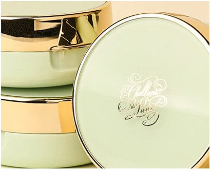 Challans de Paris Petit Cushion de Lunar Excellence: Beyond Wear Perfecting Cushion SPF 40 PA++